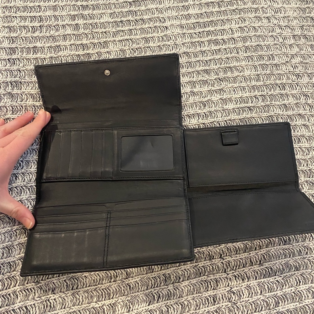 Coach Wallet - Picture 2 of 4